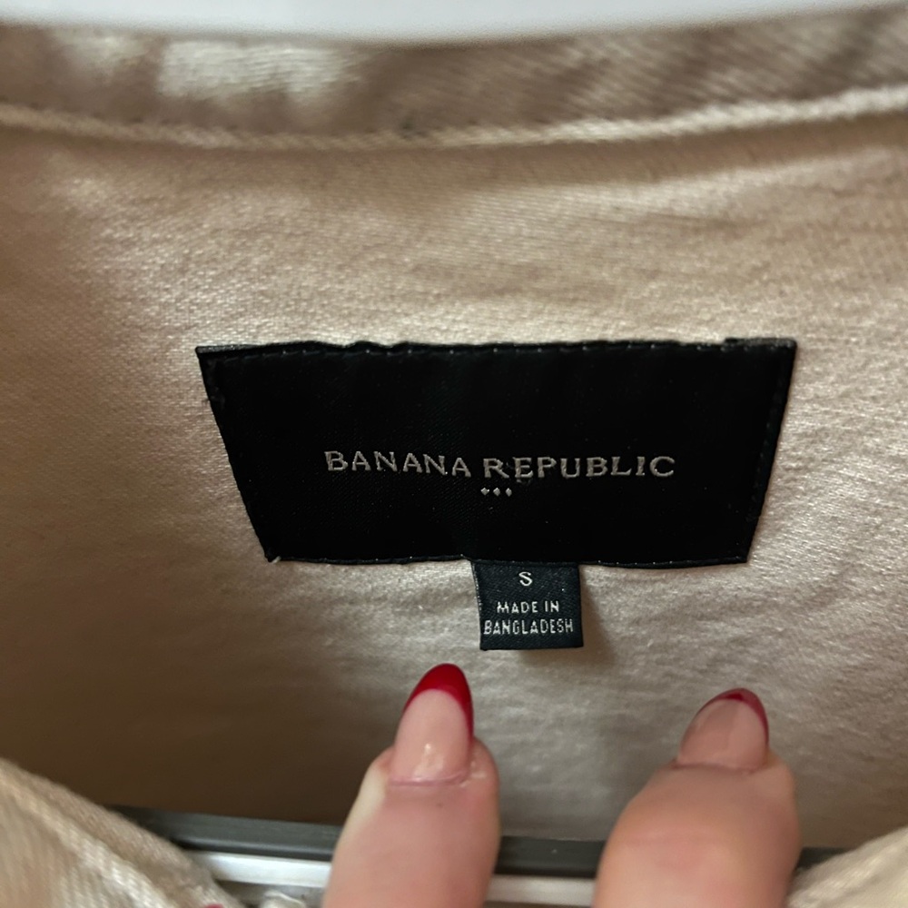 Banana Republic Cream Top